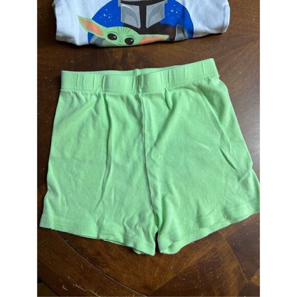 Star Wars Mandalorian and Grogu PJs - Picture 9 of 10